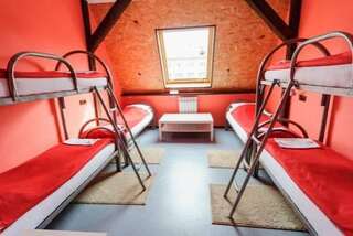 Гостиница Hostel City 57 Орёл Двухъярусная кровать в общем номере для мужчин-6